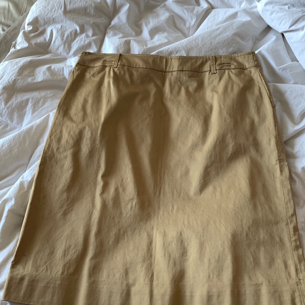 Skirt - Picture 4 of 8